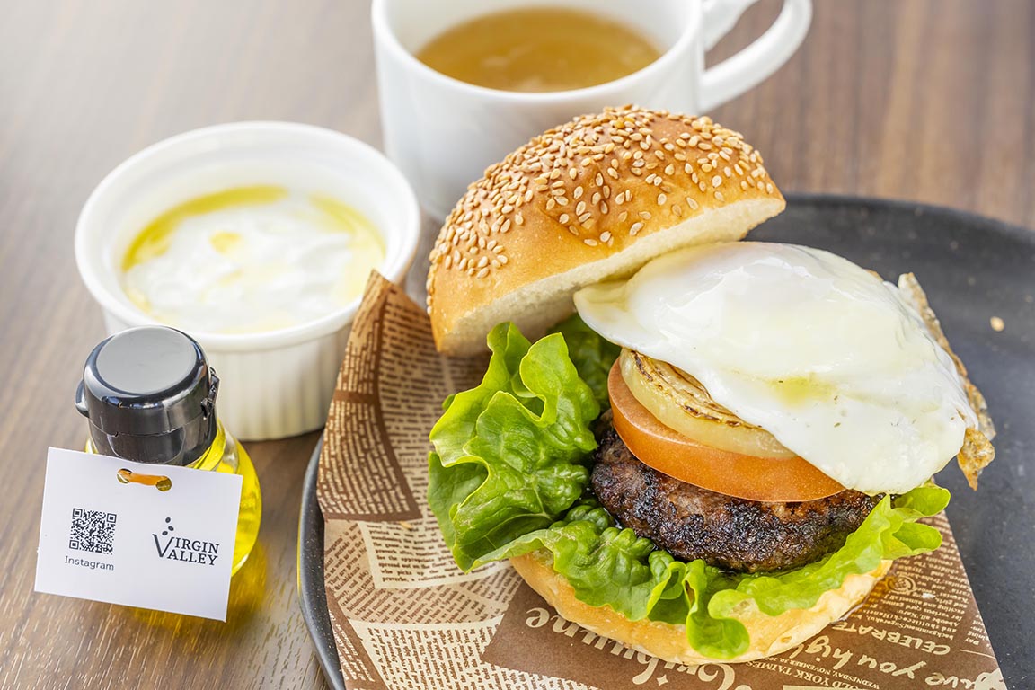 朝食　VIRGIN　VALLEYバーガーセット